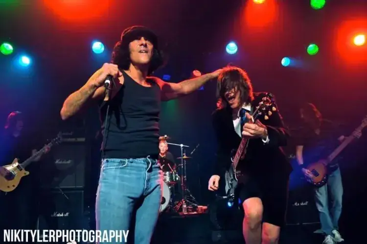AC/DC tribute (United States) on stage